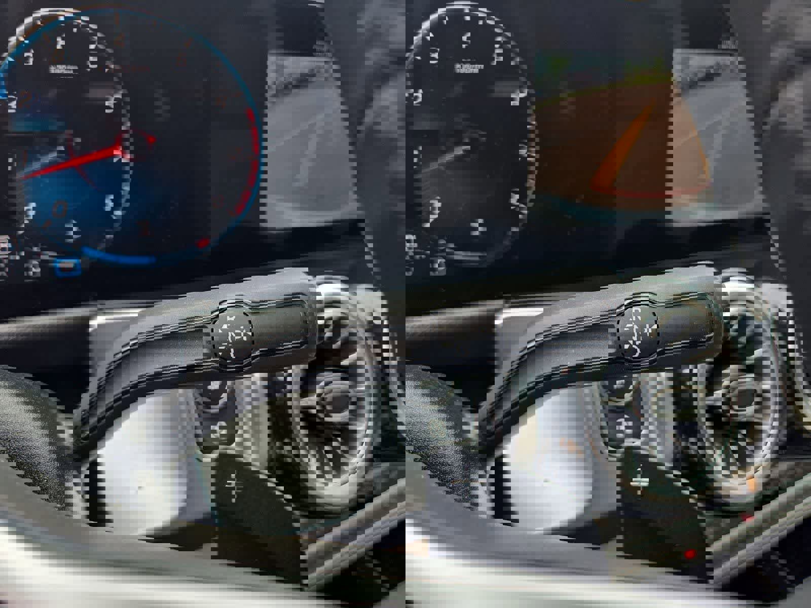 Used 2022 Mercedes-Benz GLB 250 image 31