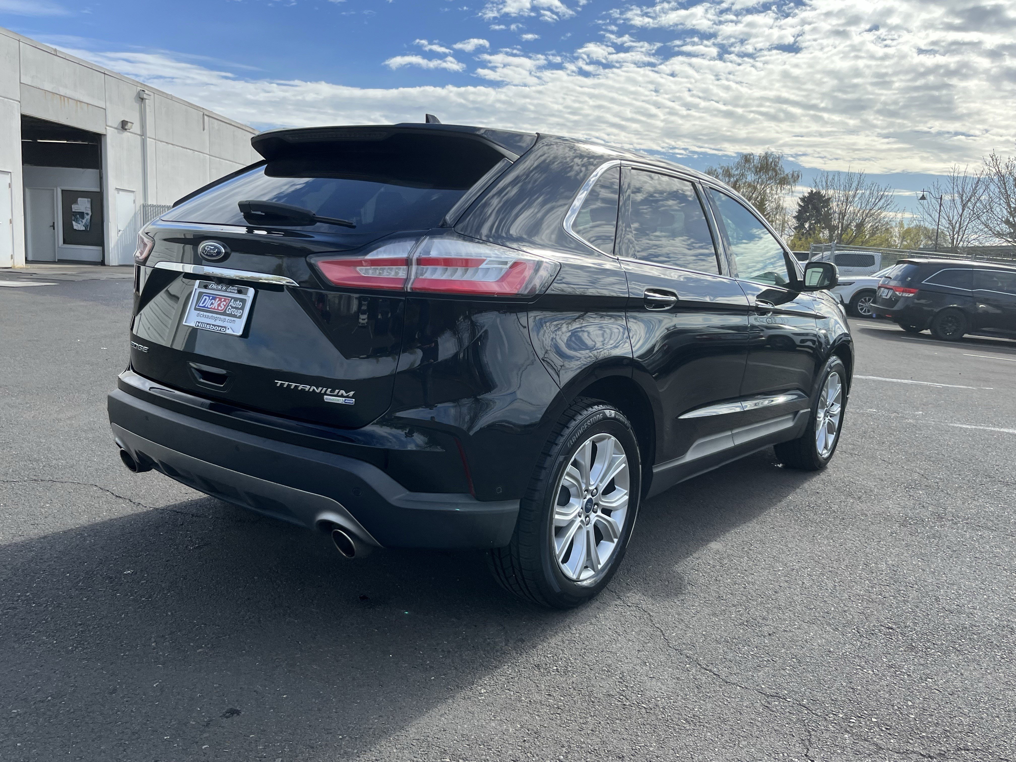 Used 2020 Ford Edge Titanium w/ Equipment Group 301A image 5