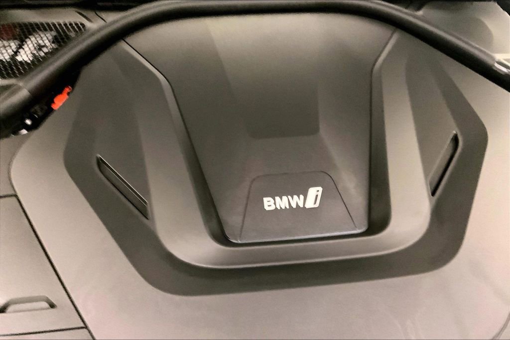 Used 2025 BMW i4 xDrive40i w/ M Sport Package image 31