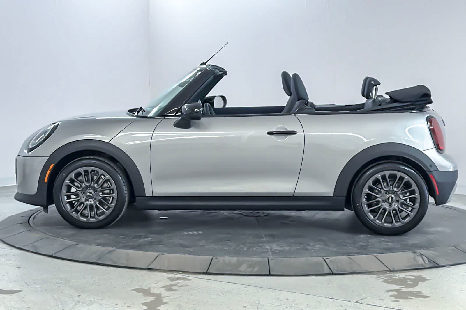 New 2026 MINI Cooper Convertible FWD image 5
