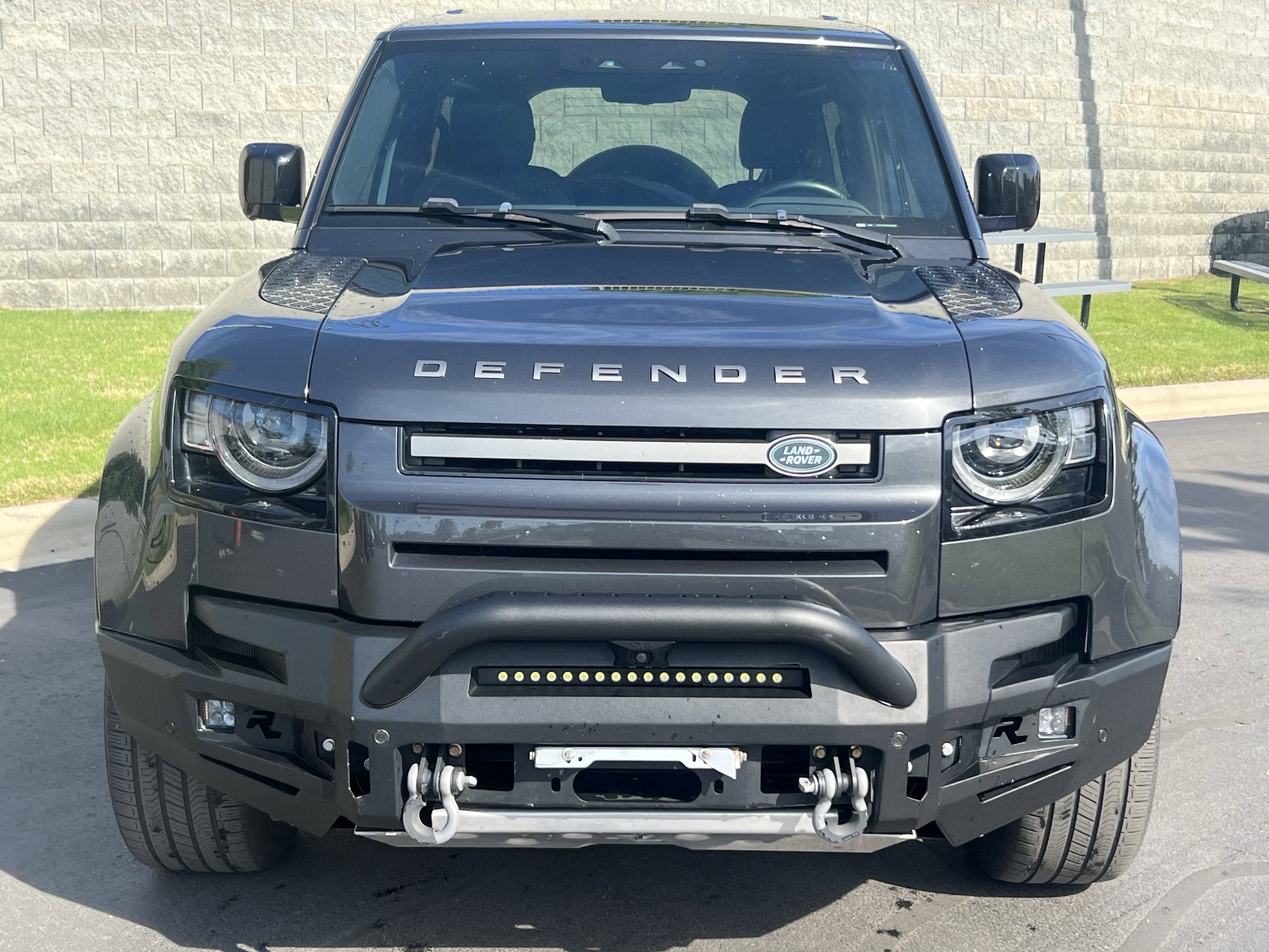 Used 2021 Land Rover Defender 90 X-Dynamic S image 10
