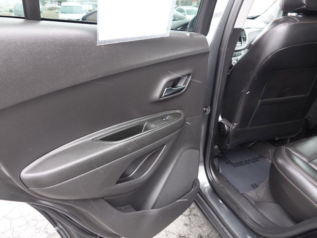 Used 2020 Chevrolet Trax Premier image 21