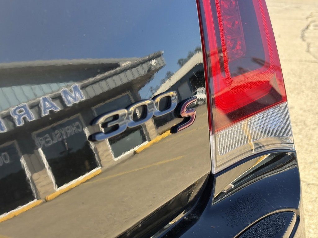 Used 2022 Chrysler 300 S image 10
