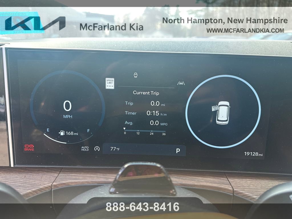 Used 2024 Hyundai Santa Fe Limited AWD/4WD image 18