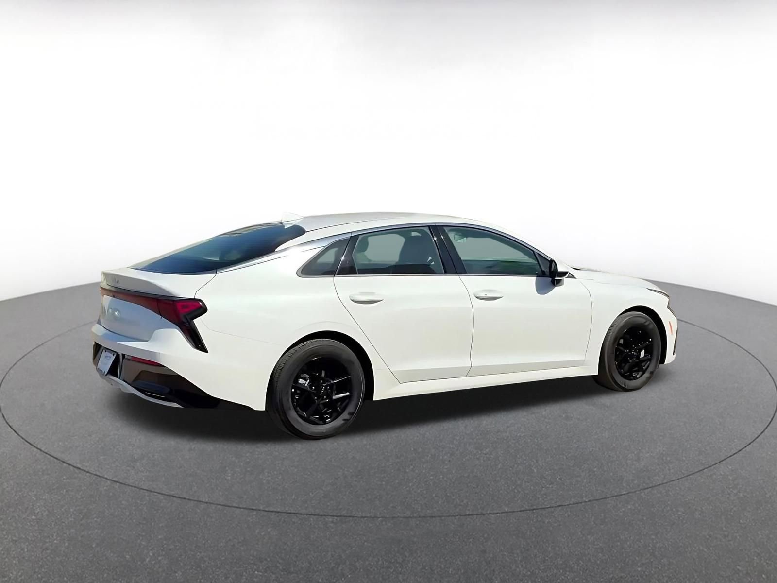 Used 2025 Kia K5 LXS image 14