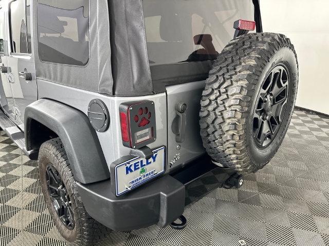 Used 2015 Jeep Wrangler Unlimited Sport AWD/4WD image 24