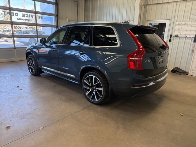 Used 2023 Volvo XC90 B5 Plus w/ Protection Package Premier image 7