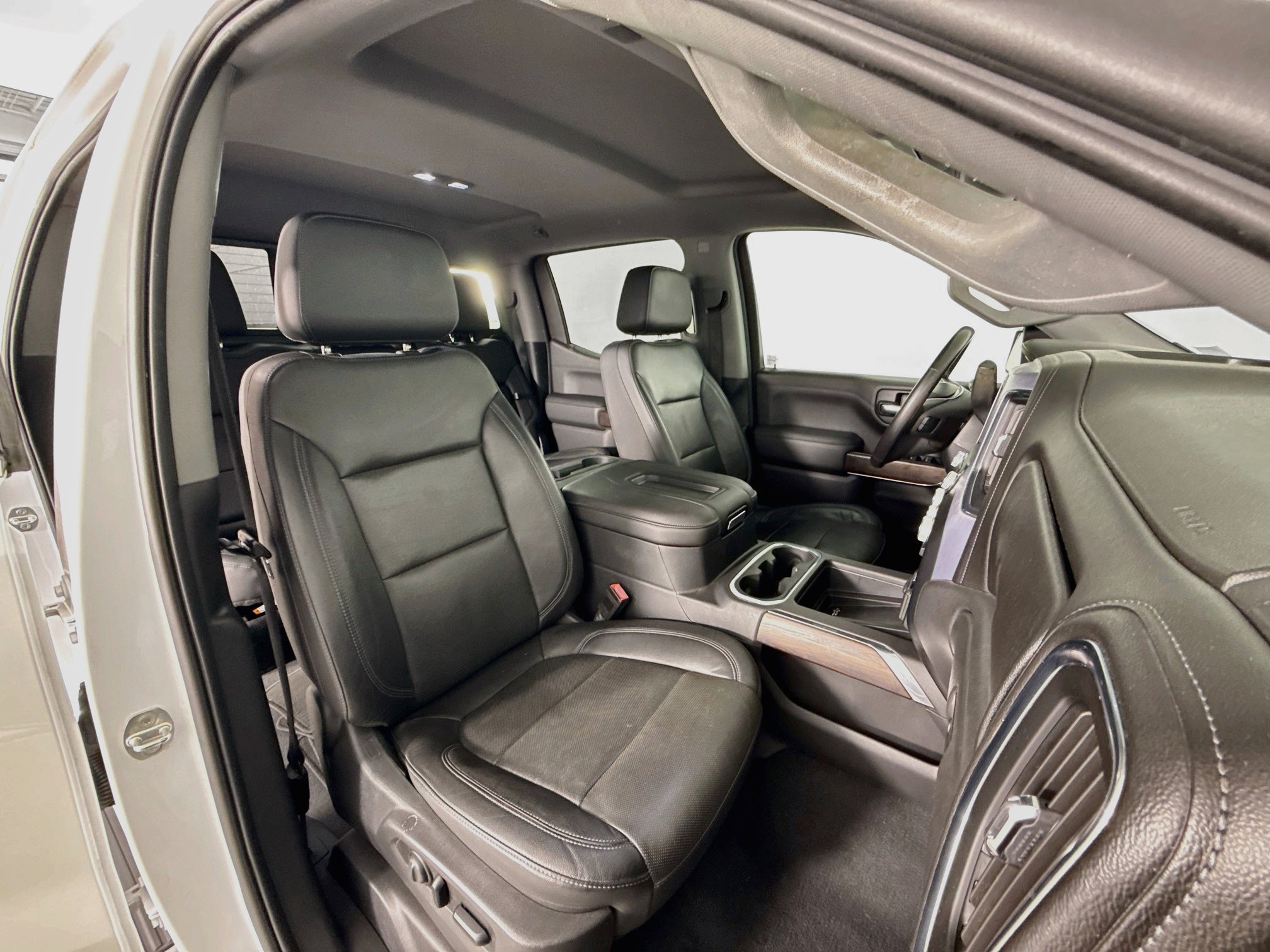 Used 2019 GMC Sierra 1500 SLT w/ SLT Premium Plus Package AWD/4WD image 27