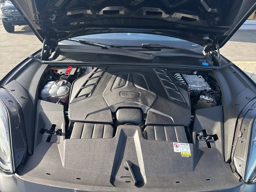 Used 2024 Porsche Cayenne Turbo GT image 49