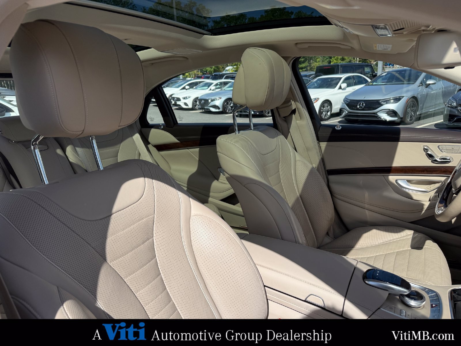 Used 2017 Mercedes-Benz S 550 4MATIC Sedan image 31