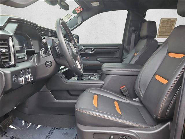 Used 2024 GMC Sierra 1500 AT4 w/ Technology Package AWD/4WD image 14