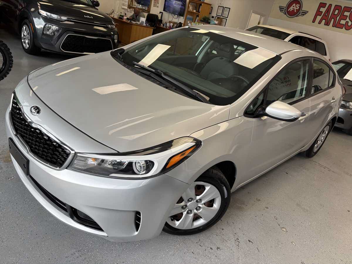 Used 2018 Kia Forte LX FWD image 6