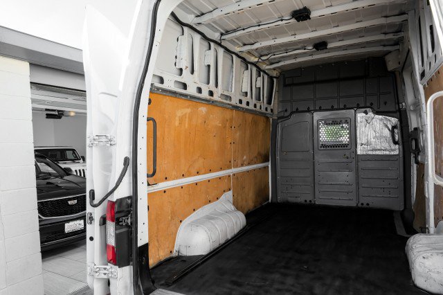 Used 2020 Nissan NV 2500 SV RWD image 41