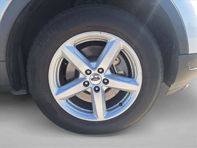 Used 2019 Ford Explorer XLT image 22