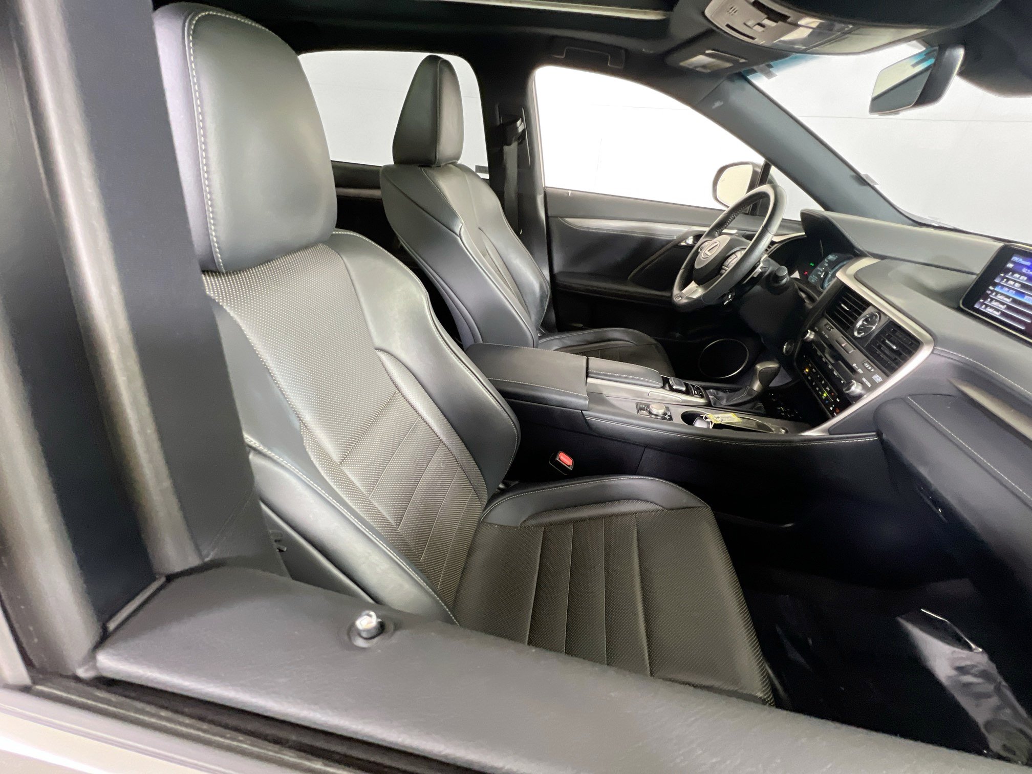 Used 2017 Lexus RX 350 F Sport w/ Accessory Package AWD/4WD image 27