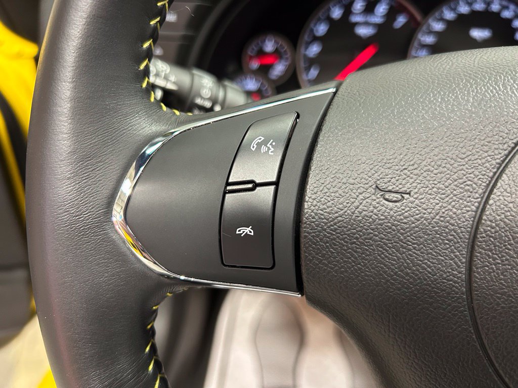 Used 2013 Chevrolet Corvette Grand Sport w/ 4LT Preferred Equipment Group RWD image 10