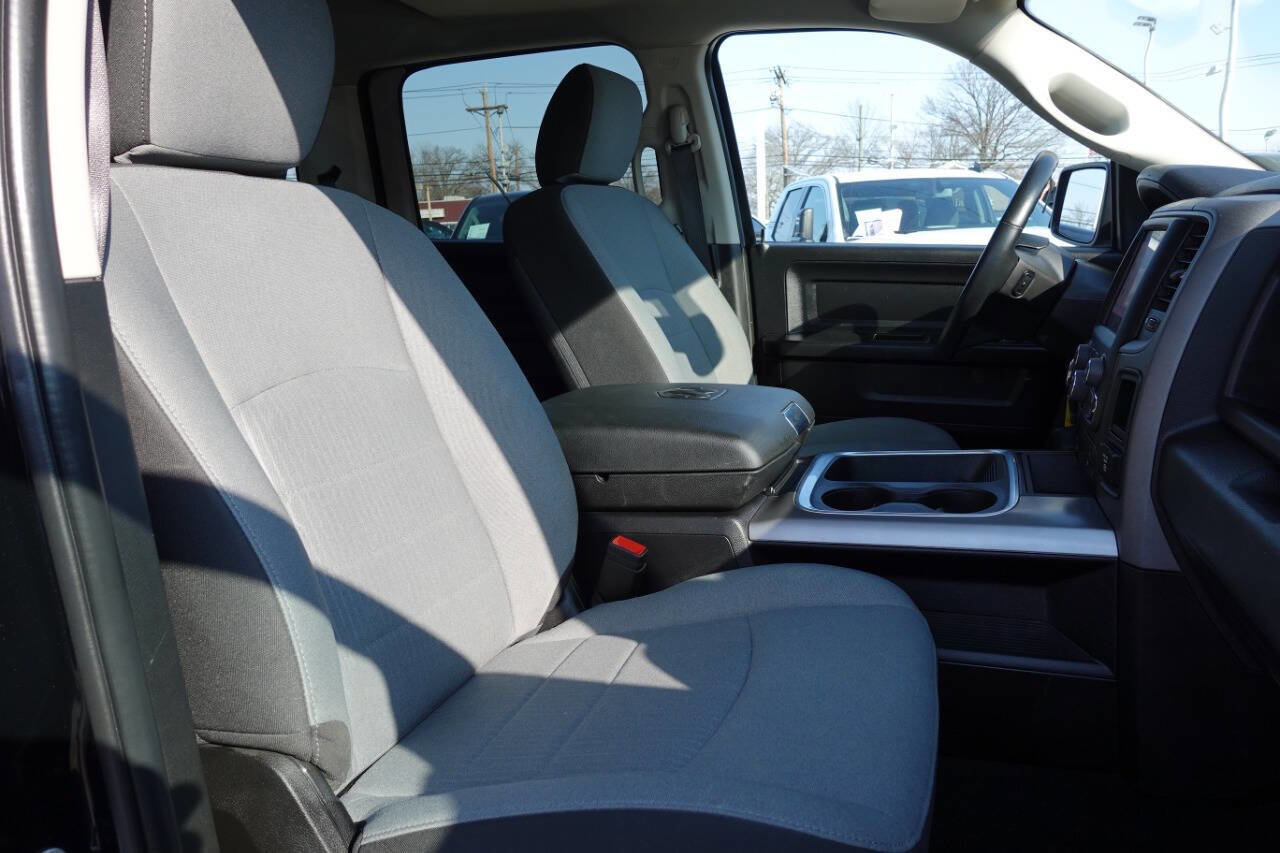 Used 2023 RAM 1500 Express w/ Wheel & Sound Group image 27