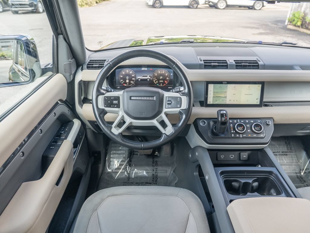 Used 2020 Land Rover Defender 110 SE AWD/4WD image 13