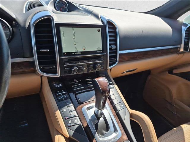 Used 2015 Porsche Cayenne Diesel AWD/4WD image 15
