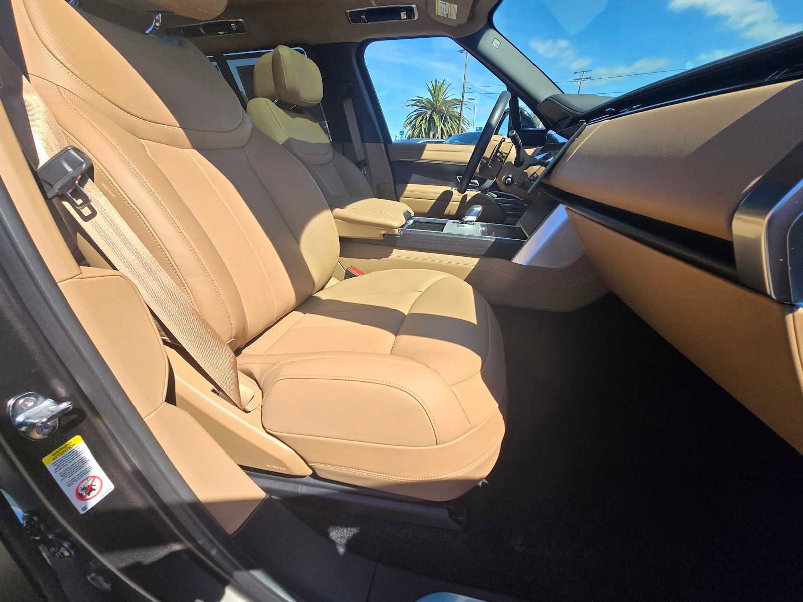 New 2025 Land Rover Range Rover Autobiography image 11