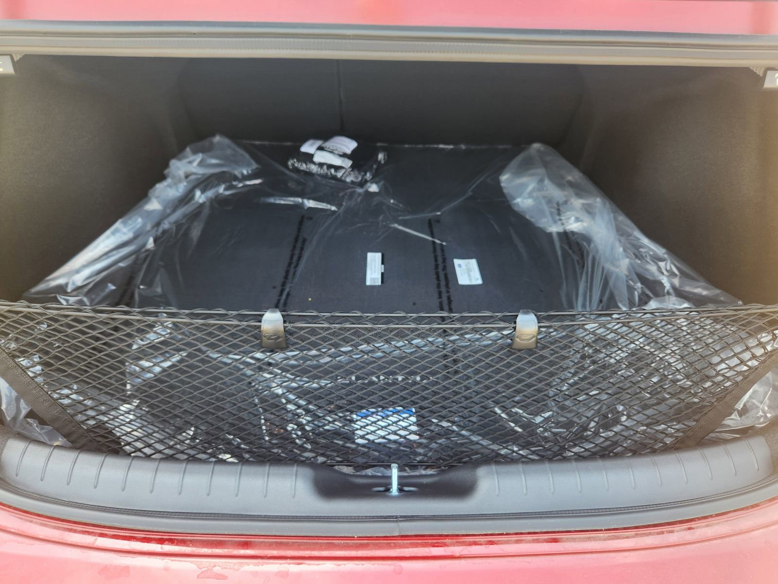 New 2025 Hyundai Elantra Limited image 27