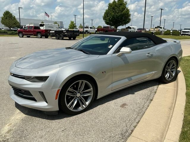Used 2017 Chevrolet Camaro LT w/ RS Package RWD image 3