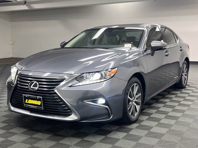Used 2016 Lexus ES 300h w/ Navigation System Package FWD image 2