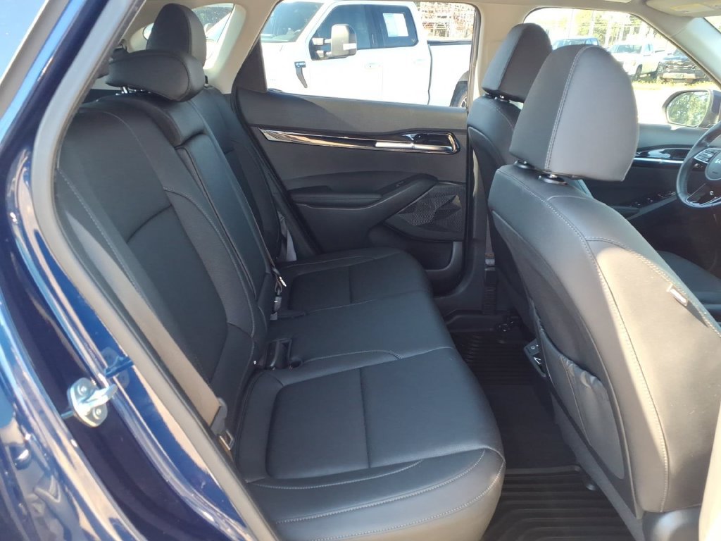 Used 2024 Kia Seltos EX FWD image 16