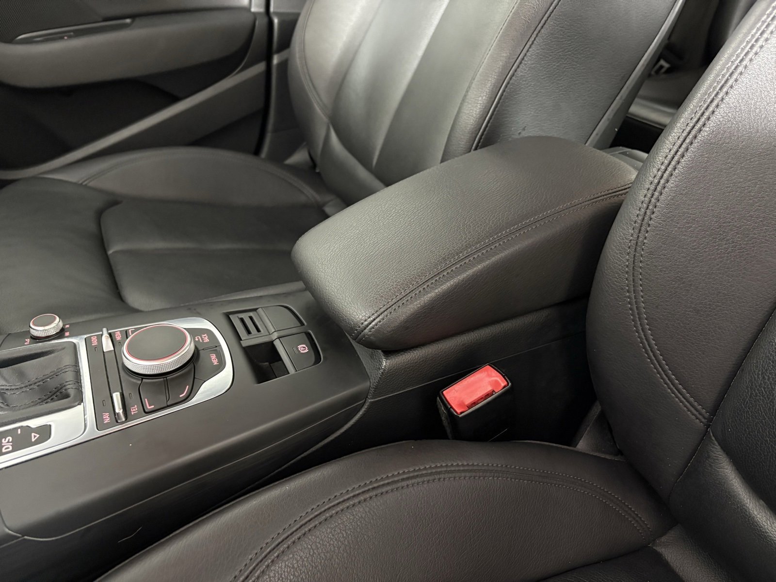 Used 2015 Audi A3 2.0T Premium image 19