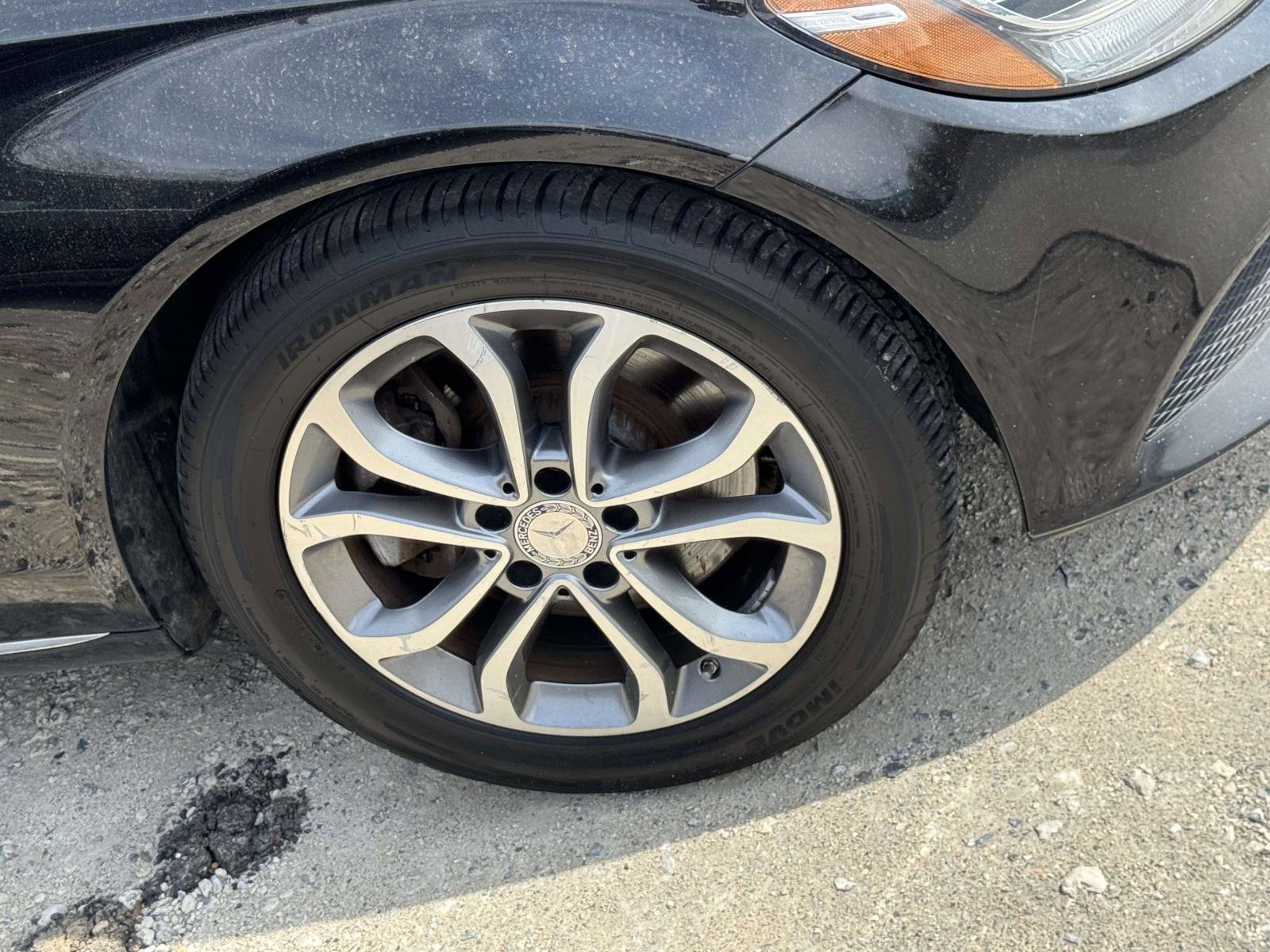 Used 2017 Mercedes-Benz C 300 4MATIC Sedan image 5