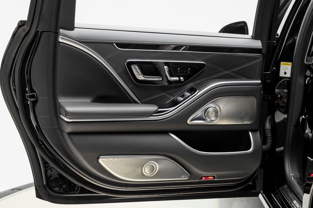Used 2024 Mercedes-Benz Maybach S 680 4MATIC image 58
