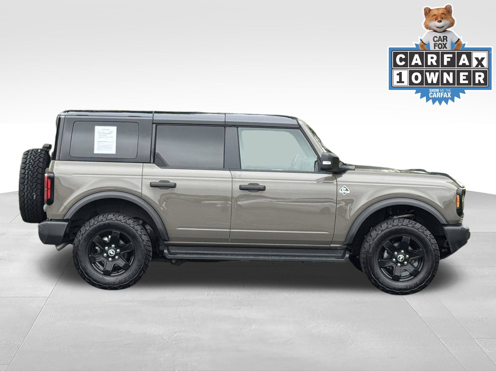 Used 2025 Ford Bronco Outer Banks AWD/4WD image 3