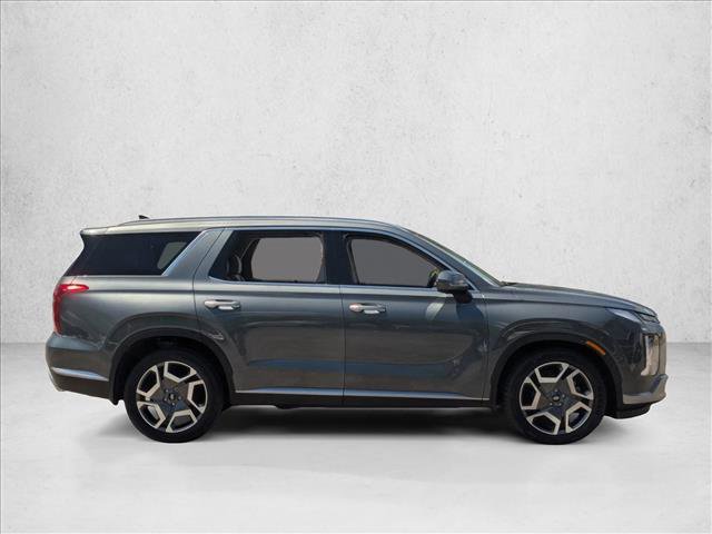 Used 2023 Hyundai Palisade SEL w/ Premium Package AWD/4WD image 4