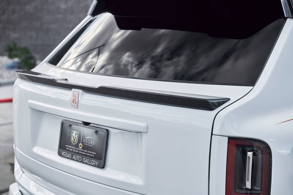 Used 2026 Rolls-Royce Cullinan AWD/4WD image 24
