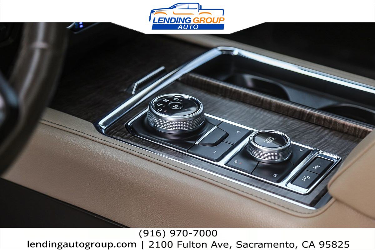 Used 2019 Ford Expedition Limited w/ Special Edition Package image 19