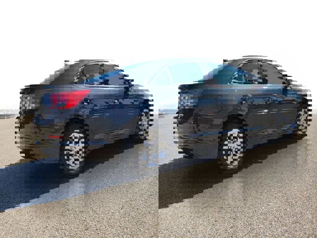 Certified 2016 Chevrolet Malibu LS w/ Protection Package FWD image 4