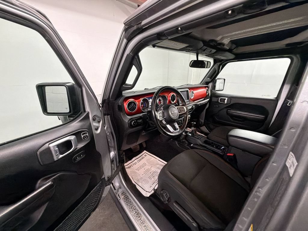 Used 2020 Jeep Wrangler Unlimited Rubicon w/ Cold Weather Group AWD/4WD image 10