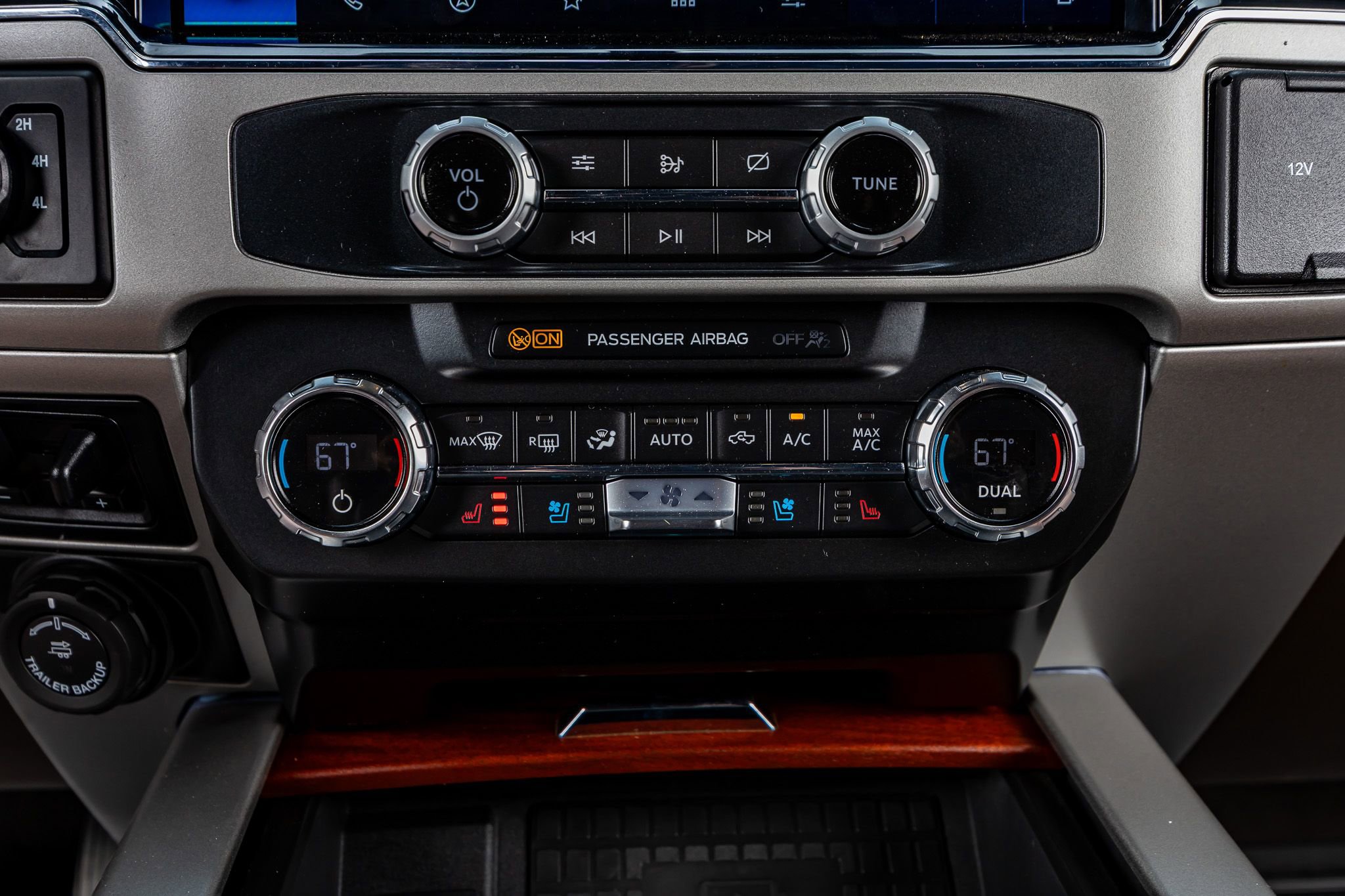 Used 2022 Ford F450 King Ranch w/ King Ranch Ultimate Package image 27