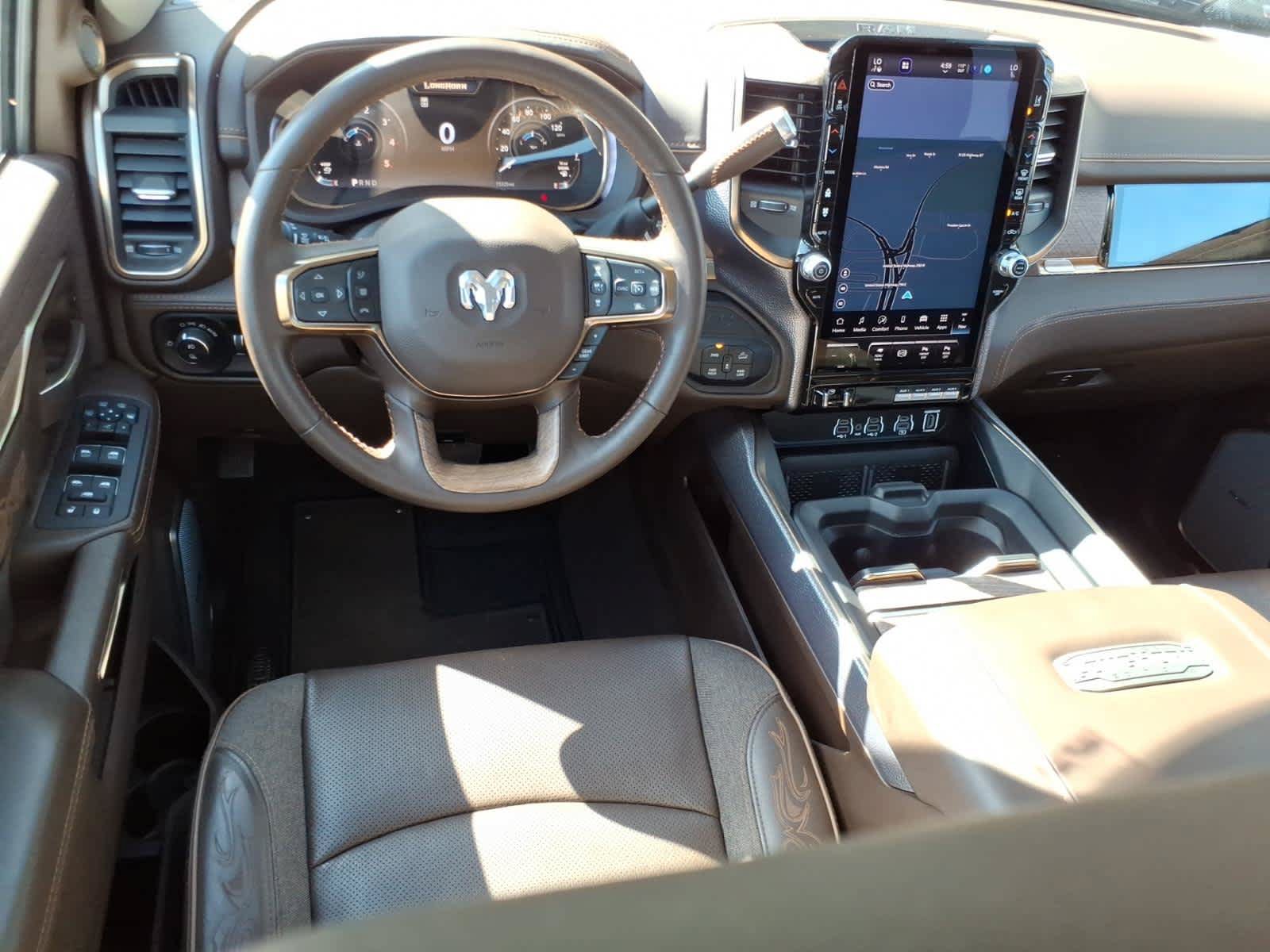 Used 2025 RAM 2500 Limited AWD/4WD image 19