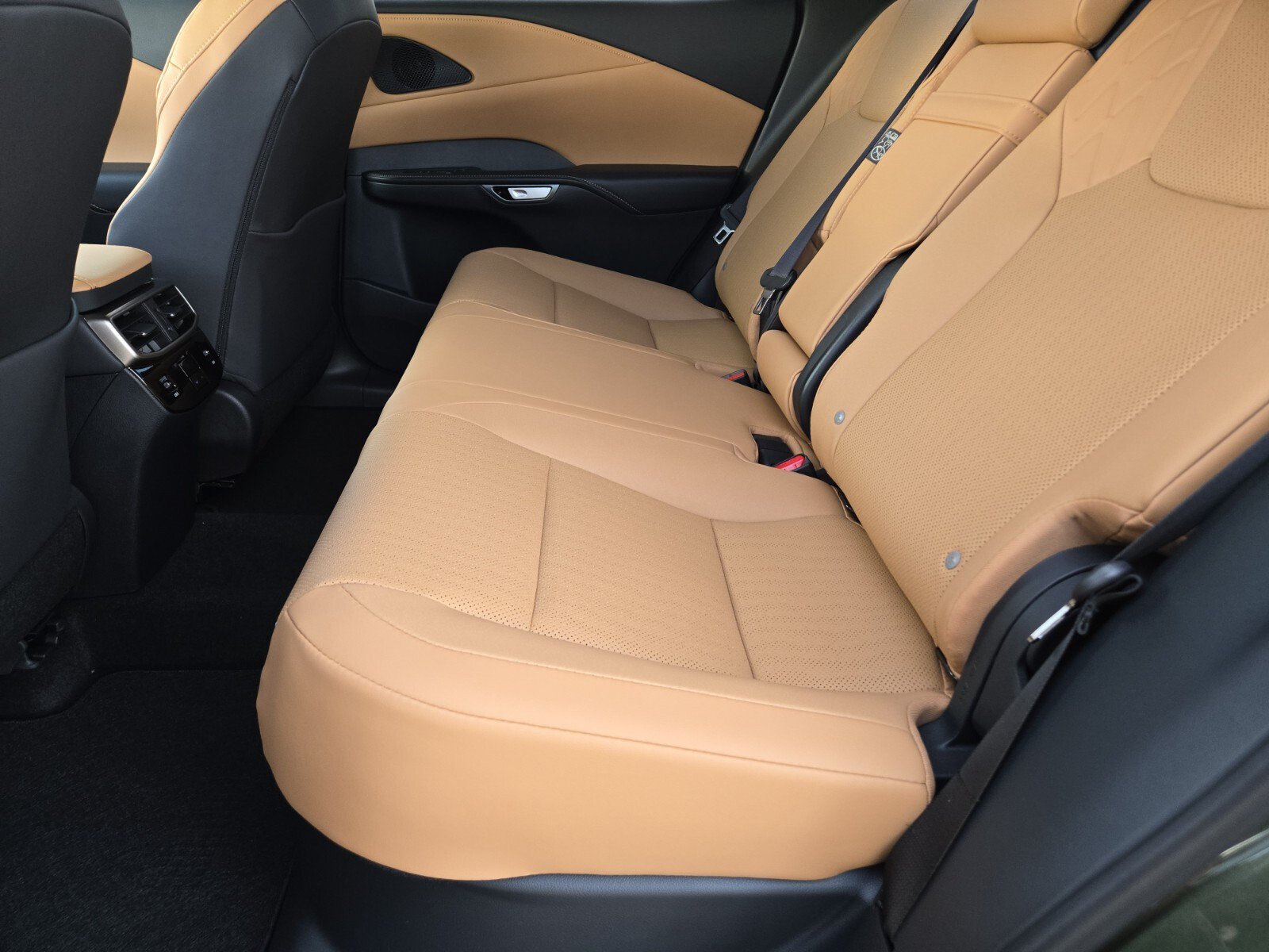 New 2026 Lexus RX 350 FWD image 7