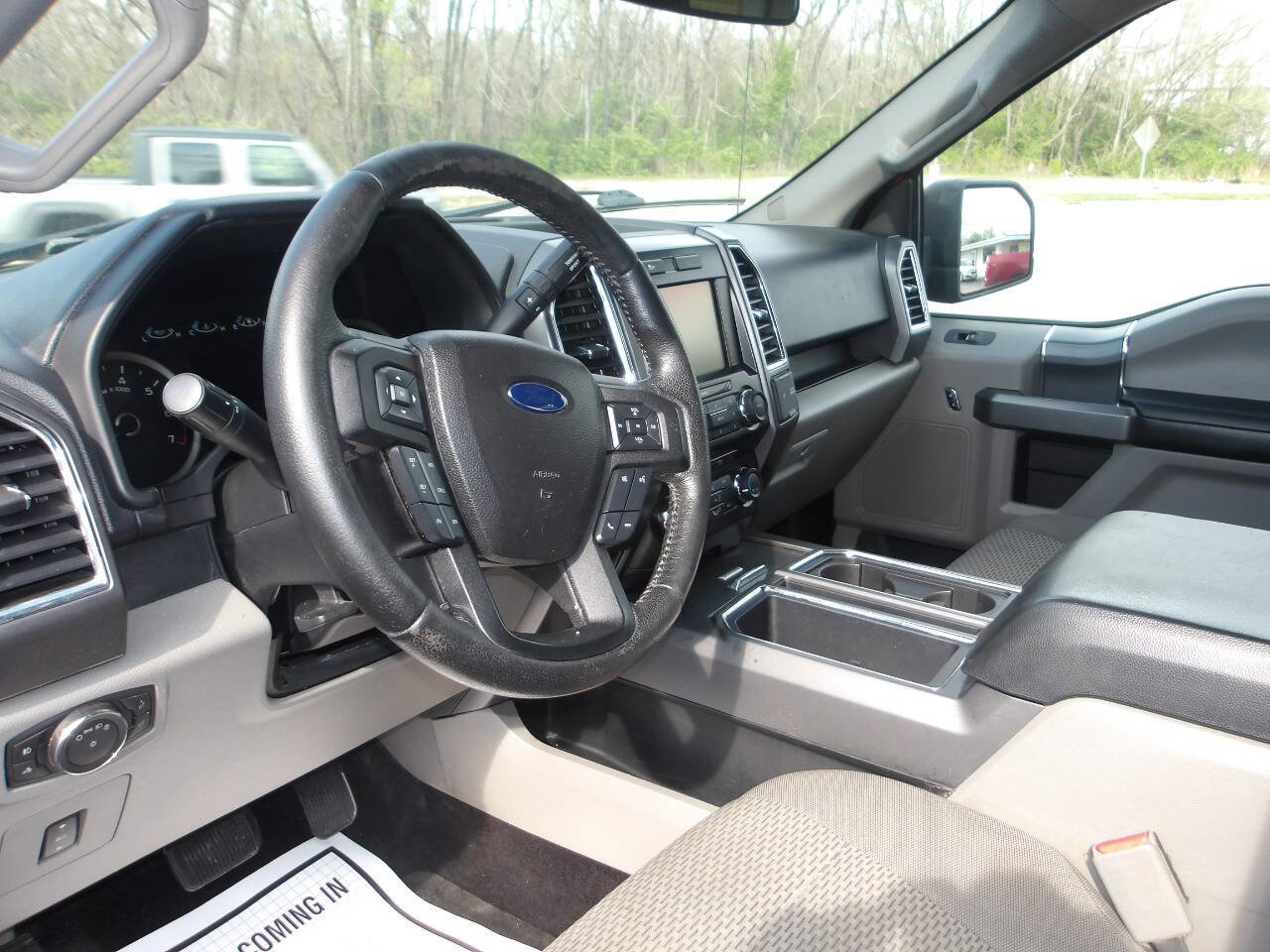Used 2015 Ford F150 XLT w/ Equipment Group 302A Luxury AWD/4WD image 8