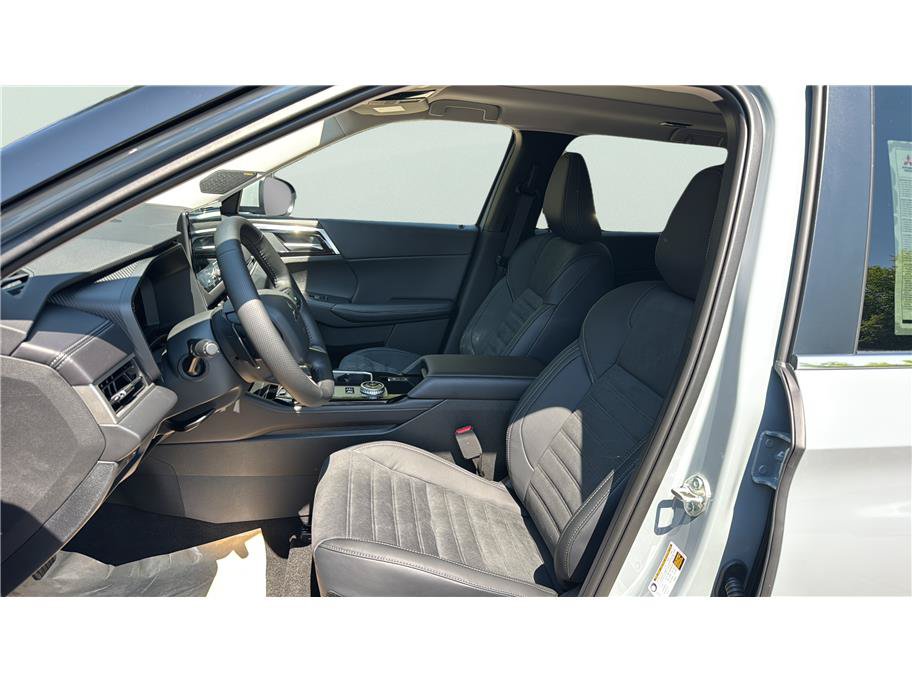 New 2026 Mitsubishi Outlander SE AWD/4WD image 11