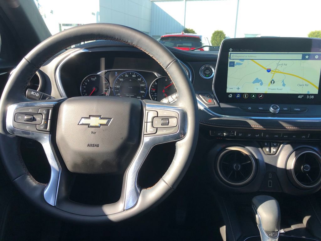 Used 2023 Chevrolet Blazer Premier image 29