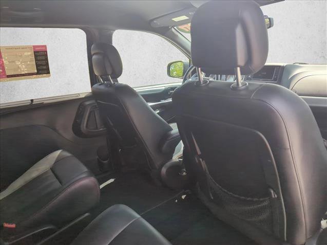 Used 2017 Dodge Grand Caravan GT FWD image 22