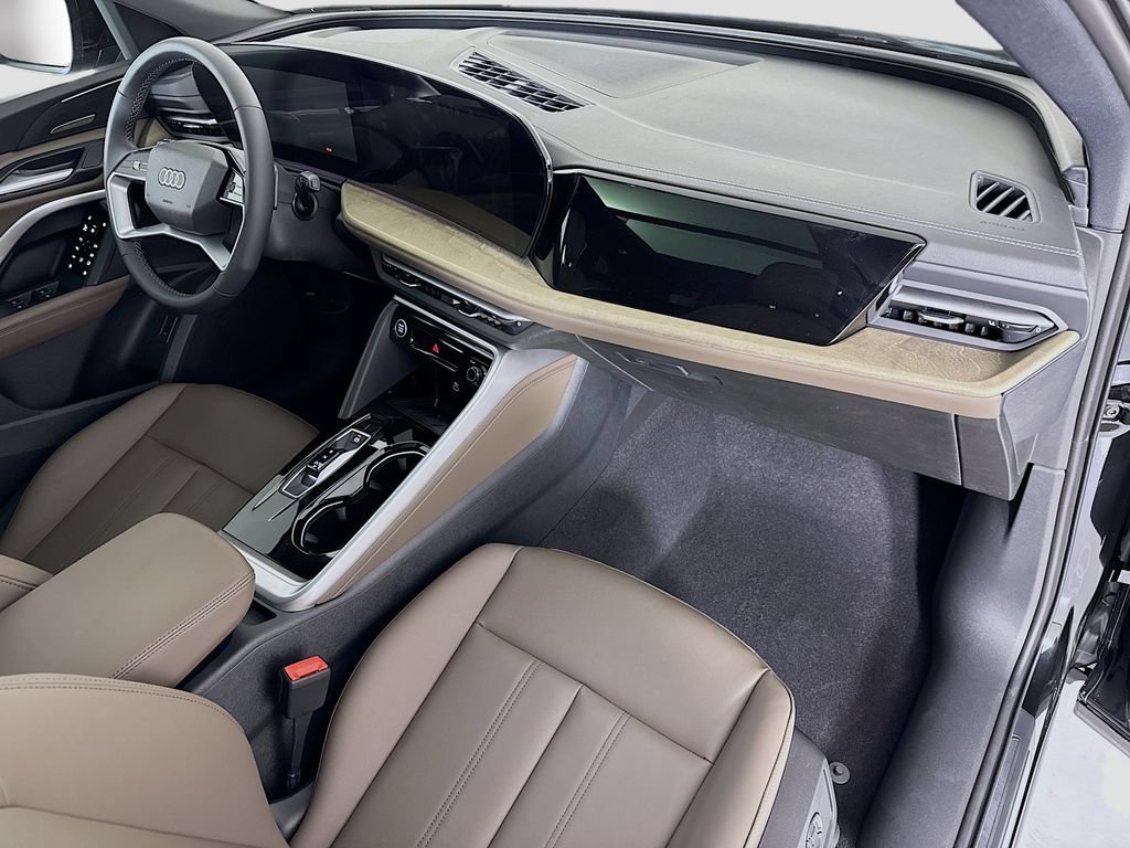 Used 2026 Audi Q5 Premium w/ Premium Plus AWD/4WD image 19
