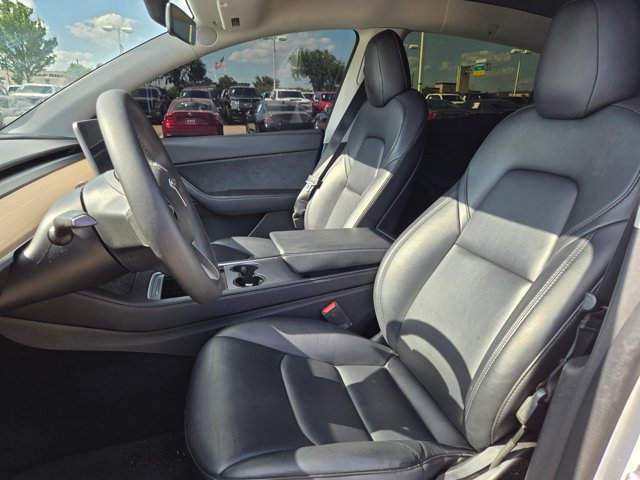 Used 2022 Tesla Model Y Long Range AWD/4WD image 20
