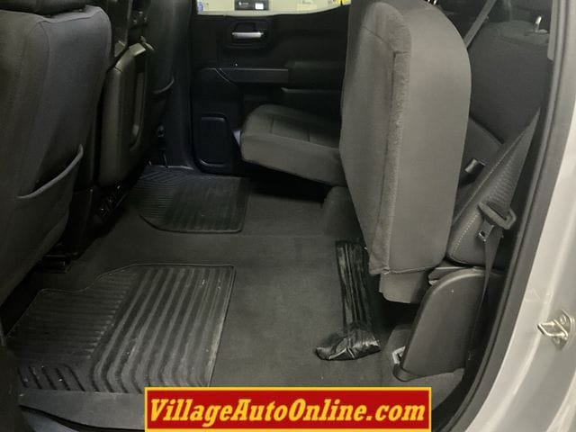 Used 2021 Chevrolet Silverado 1500 LT w/ Safety Package II AWD/4WD image 23