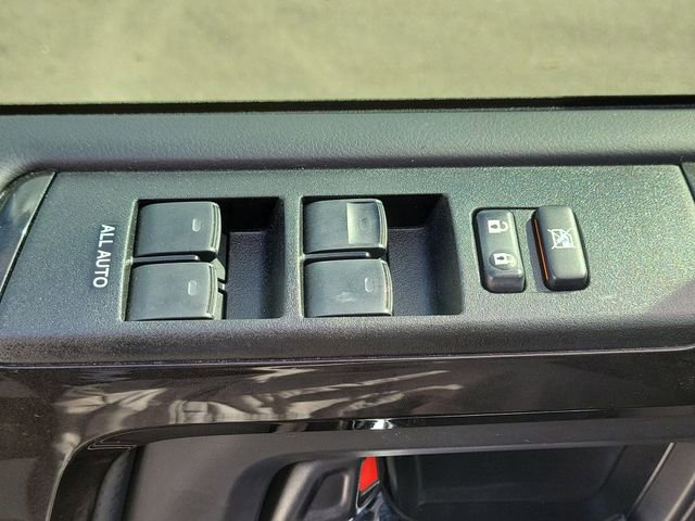 Used 2024 Toyota 4Runner TRD Off-Road Premium w/ Moonroof Package AWD/4WD image 17