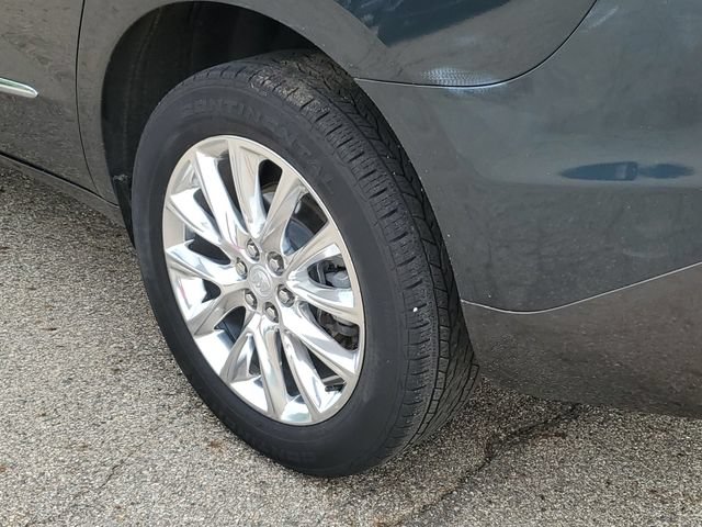 Used 2020 Buick Enclave Essence w/ Trailering Package, 5000 lbs. FWD image 32