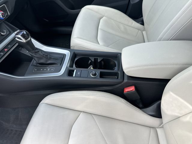 Used 2022 Audi Q3 2.0T Premium w/ Convenience Package AWD/4WD image 23